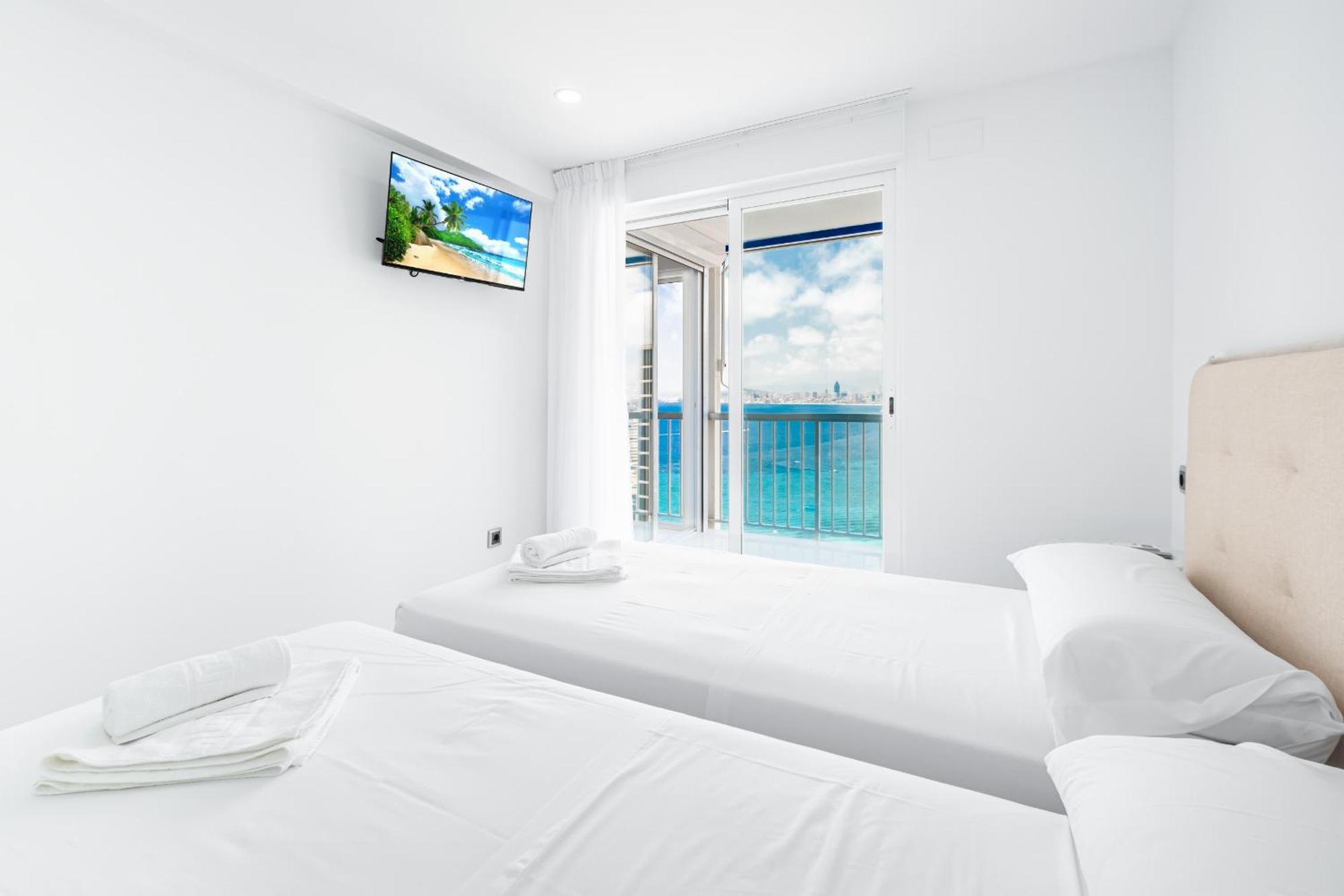 Halcon Deluxe 17-c Levante Appartement *